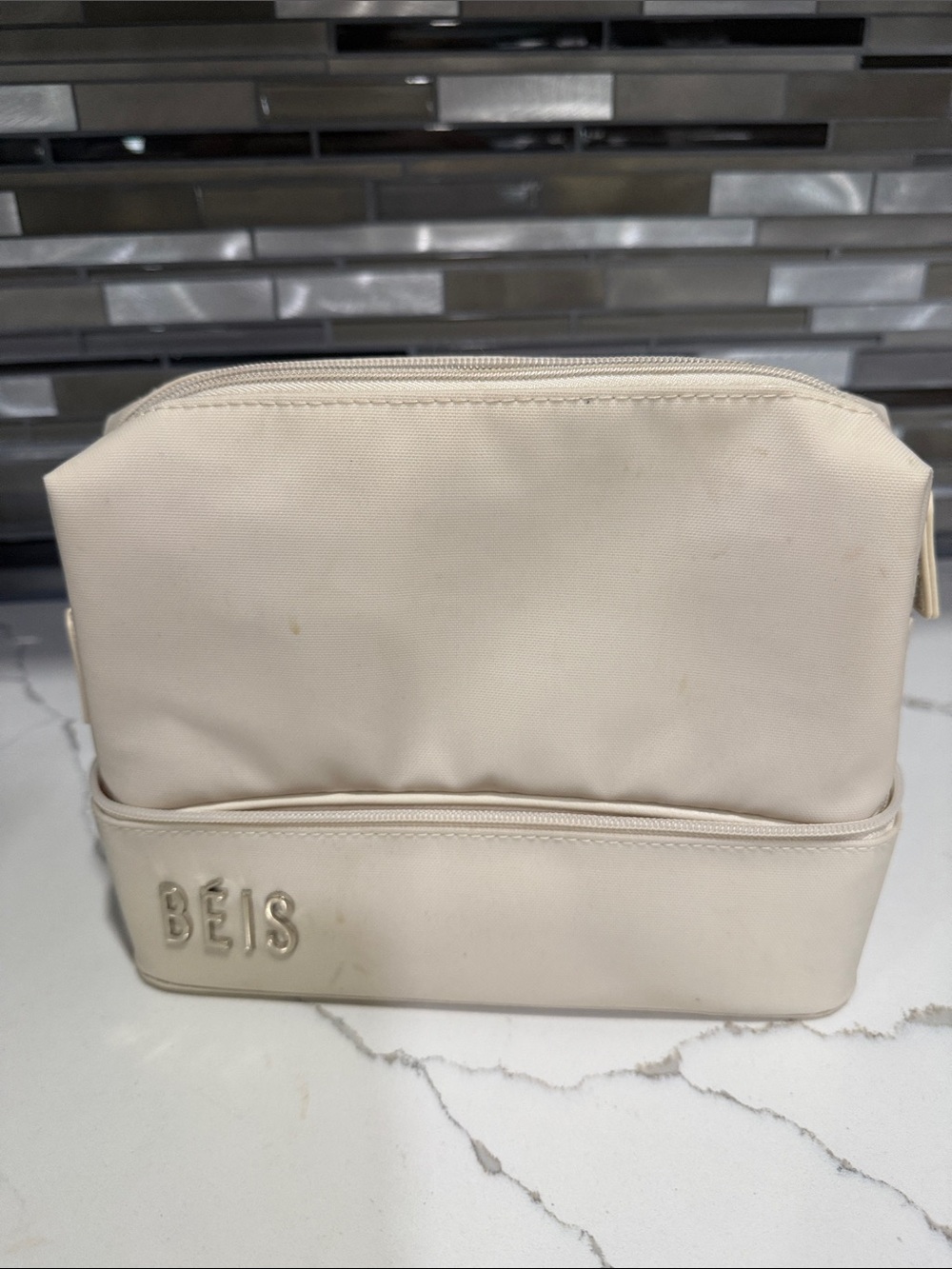 Beis Cream Dual-Compartment Travel Pouch